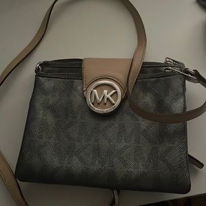 enjoy get while you can🤭